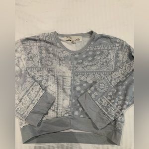 Vintage‎ Havana Paisley Light Blue Sweater